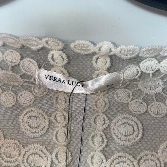 Nwt cream lace dress by - Picture 3 of 3